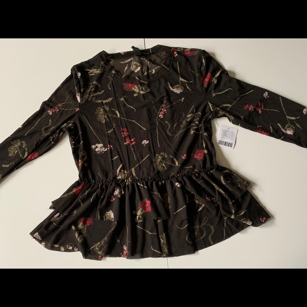 Sheer top NWT
